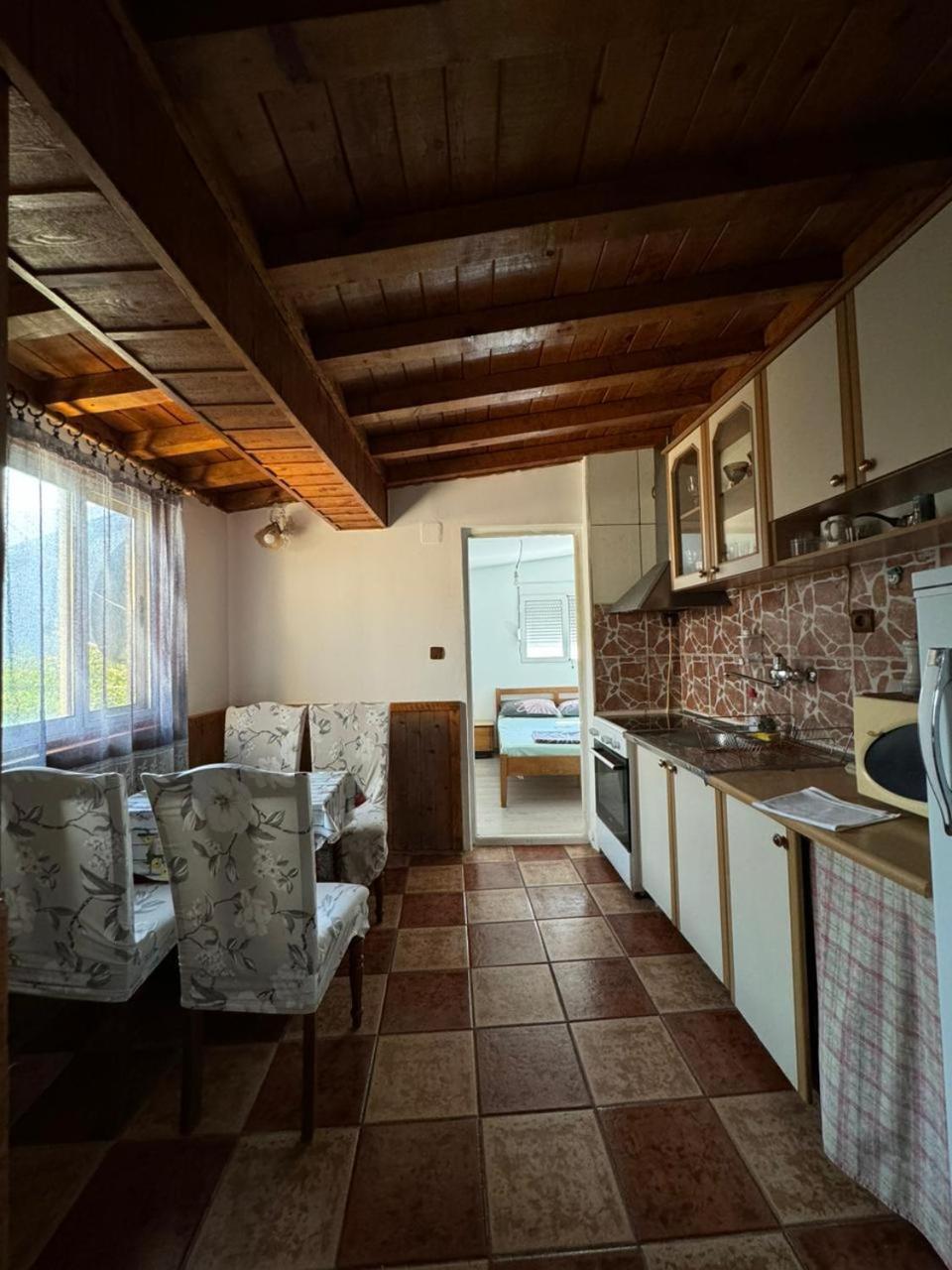 פודגוריצה Vlado Apartments מראה חיצוני תמונה
